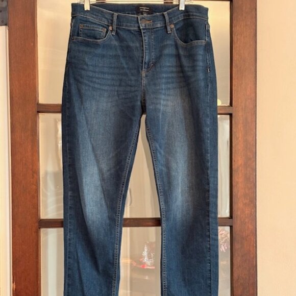 Banana Republic Denim - Banana Republic Girlfriend Jean, Size 30/10